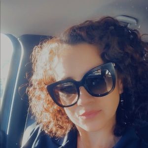 Meet your Posher, Perla del mar